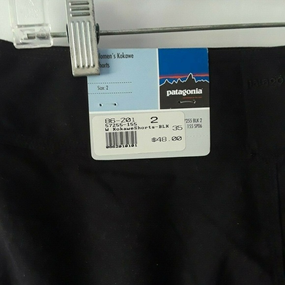 Patagonia Pants - Patagonia Woman’s Mid Shorts size 2